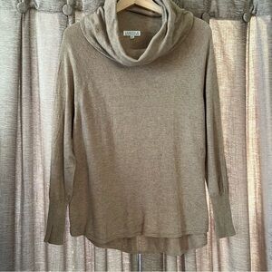 Joseph A Tan Wool Blend Turtleneck Sweater Size Medium